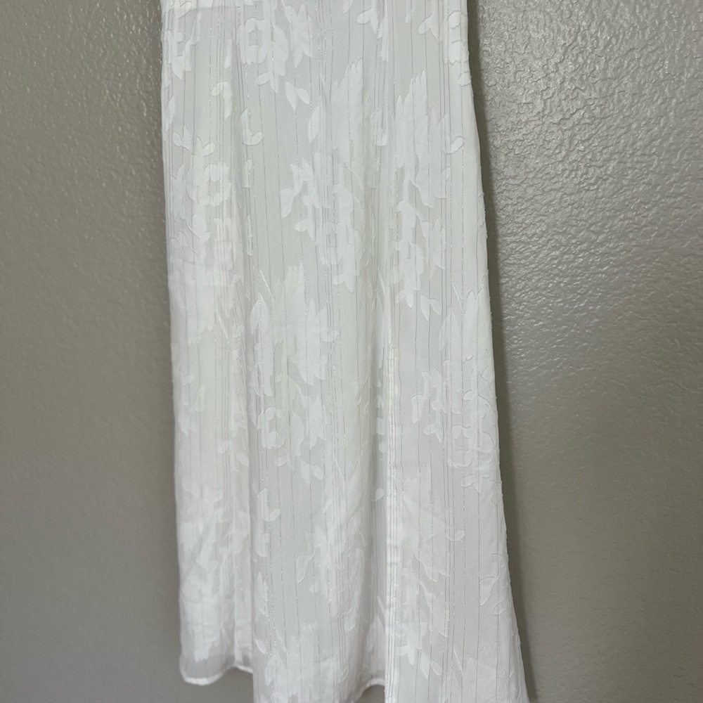 Loveliest Looks White Floral Jacquard Tie-Strap Midi Dress - Picture 9 of 10